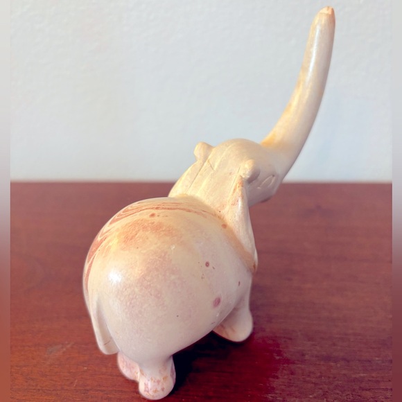 Vintage Soapstone Elephant Figurine - Picture 6 of 8